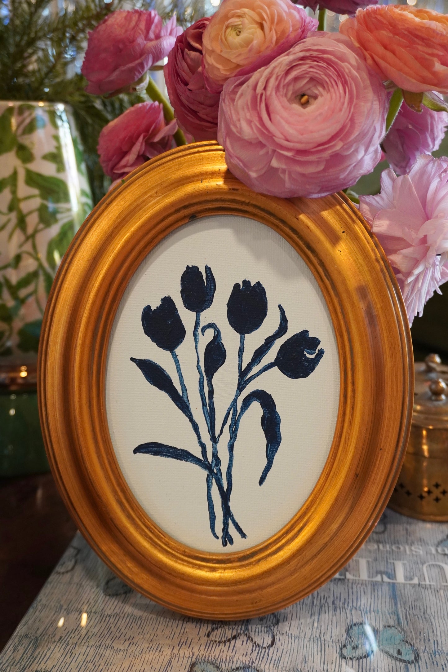 Lapis Tulip Silhouette